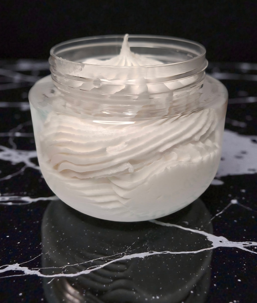 Elite Savage Moisturising Body Polish