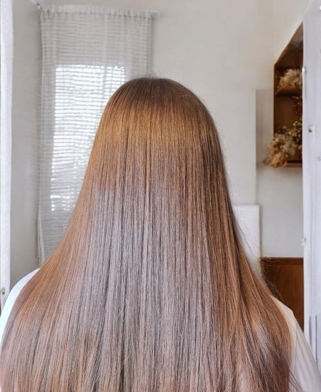 Gloss Up Babe Nourishing Hair Serum